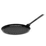 POÊLE À QUEUE STRIÉE D 26