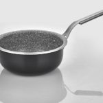 Casserole à sauce en alu